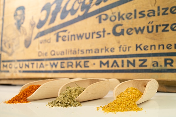 Gewürzmischungen: dieses Bild zeigt die Gewürzmischungen der MOGUNTIA FOOD GROUP