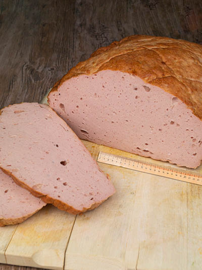 Krustenleberkäse aufgeschnitten